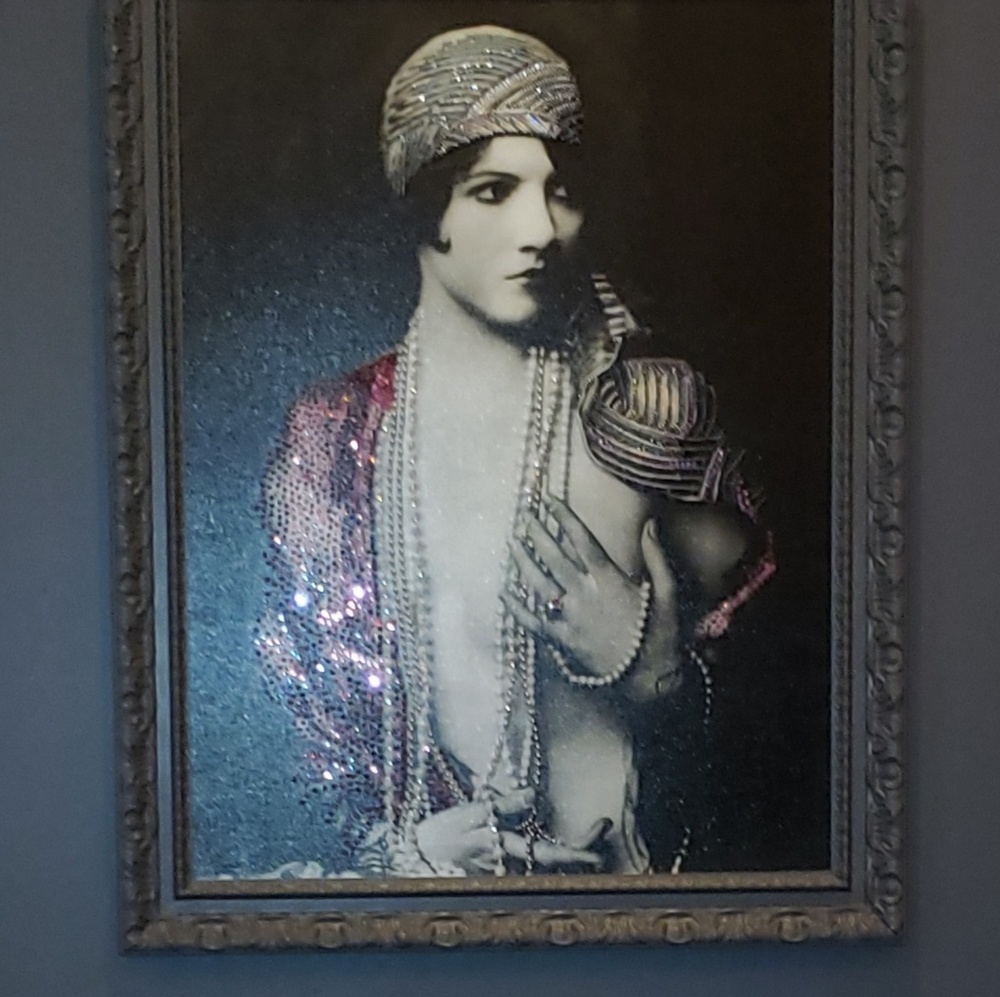 Meet your Posher, Elizabeth